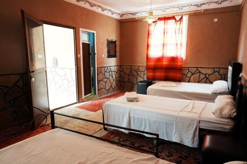 Dounia Hostel タンギール エクステリア 写真