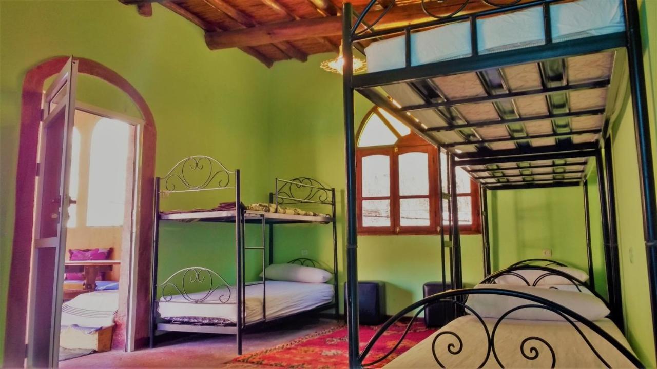 Dounia Hostel タンギール エクステリア 写真